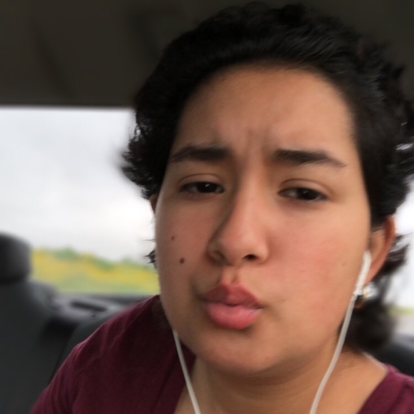 Meet your Posher, Whitney - Picture 1 of 1